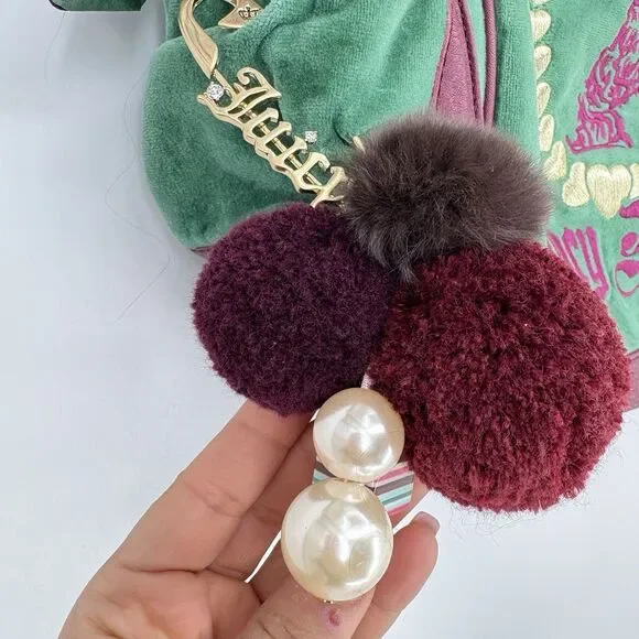 Vintage Juicy Couture Daydreamer Tote Bag Purse Royal Dog Bow Pompom Pin Charm - Picture 8 of 11